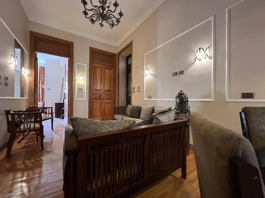 Authentic 3Br Apartment In Downtown, Kairo Eksteriør billede