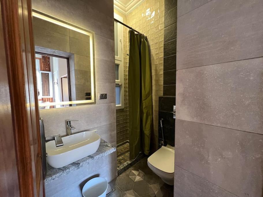 Authentic 3Br Apartment In Downtown, Kairo Eksteriør billede